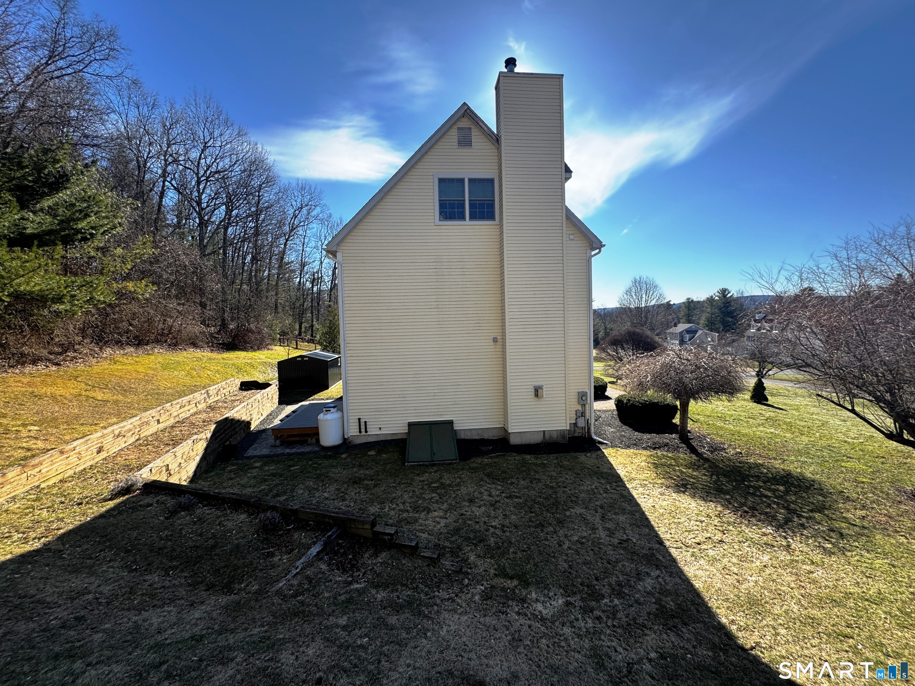 9 Candlewood Lane