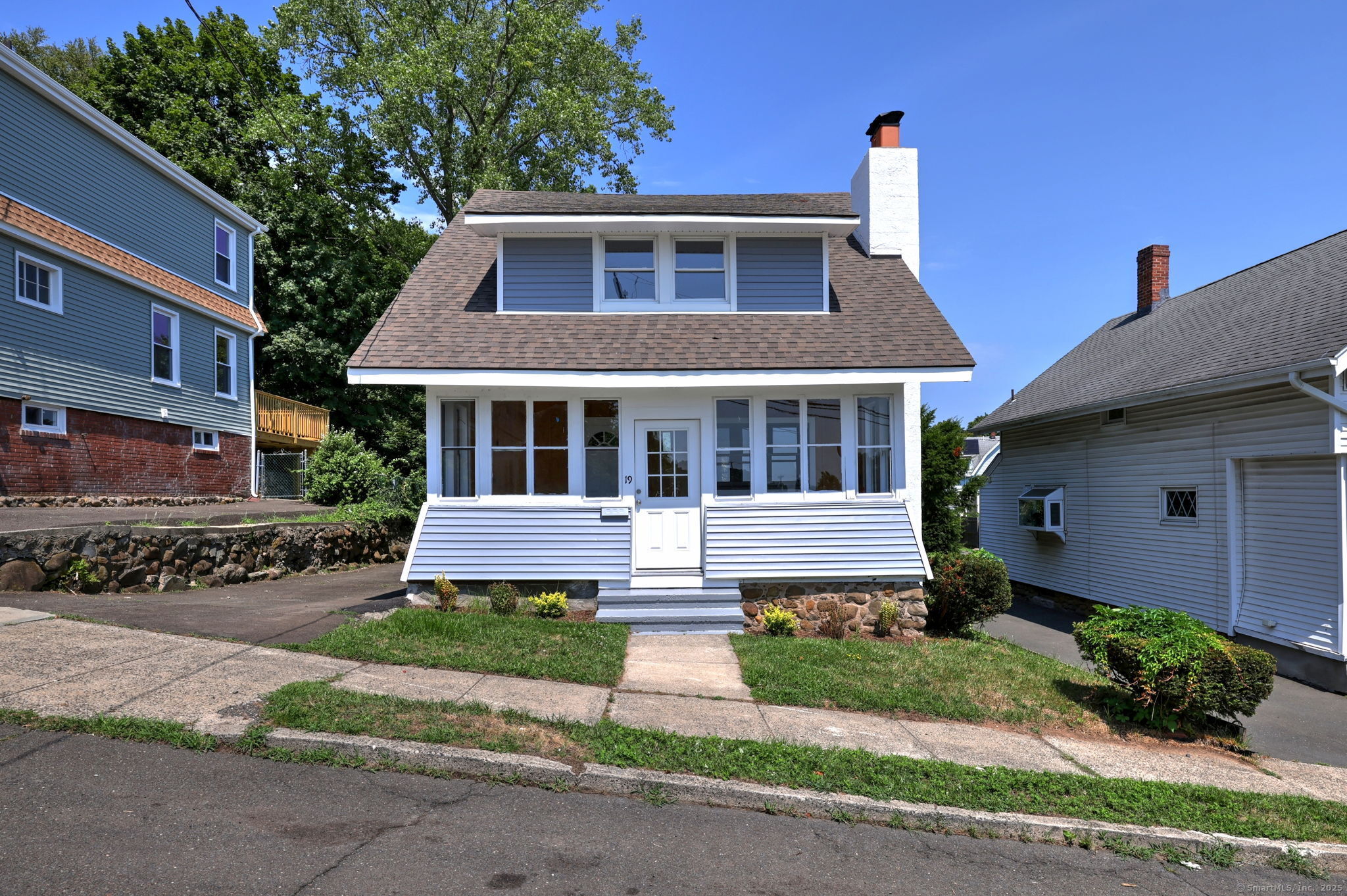 19 Orange Terrace