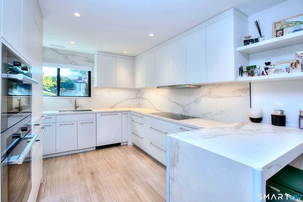 Photo of 255 Strawberry Hill Avenue #B1, Stamford, CT 06902 (MLS # 24153433)