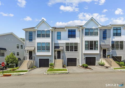 Photo of 21 Brentwood Circle #21, Danbury, CT 06810 (MLS # 24193068)