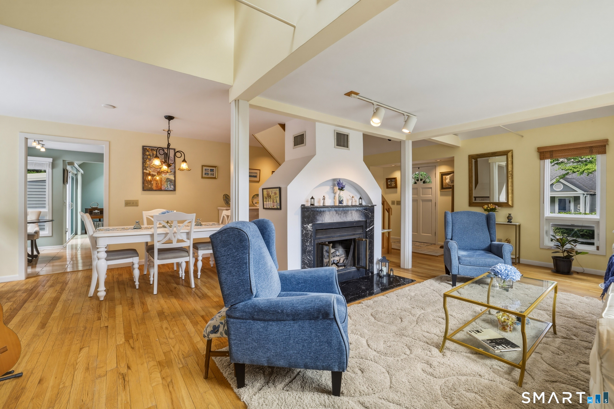 20 Centre Village Drive 20