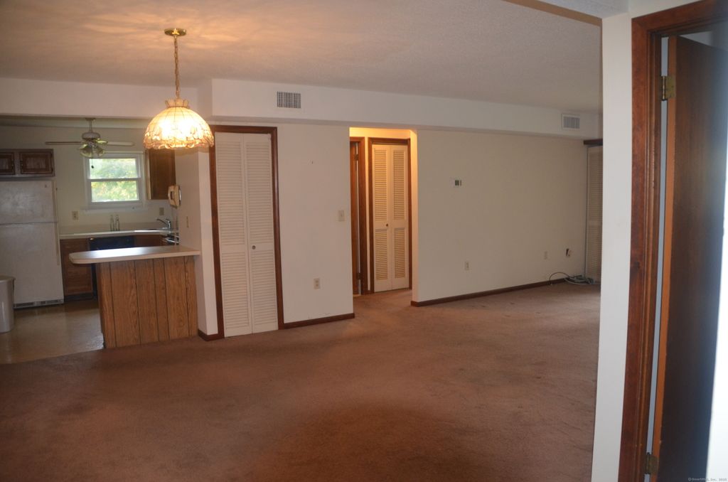 Photo of 1202 Twin Circle Drive #1202, South Windsor, CT 06074 (MLS # 24137347)