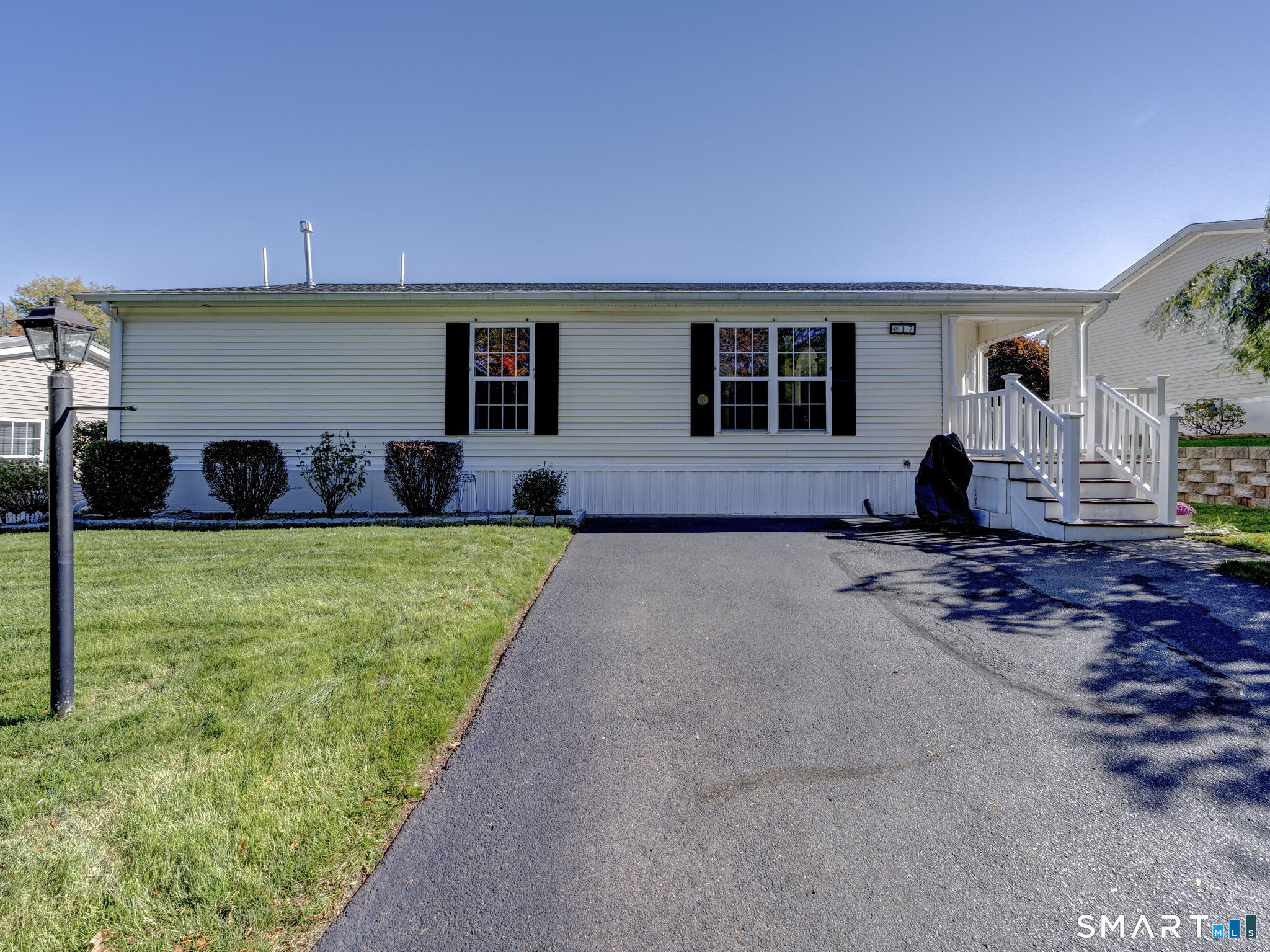 17 Bayberry Lane