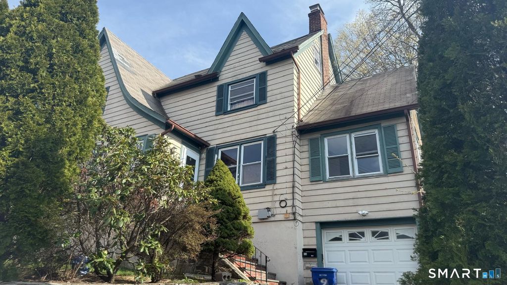 Photo of 2 Maplewood Terrace #2, Norwalk, CT 06851 (MLS # 24166934)