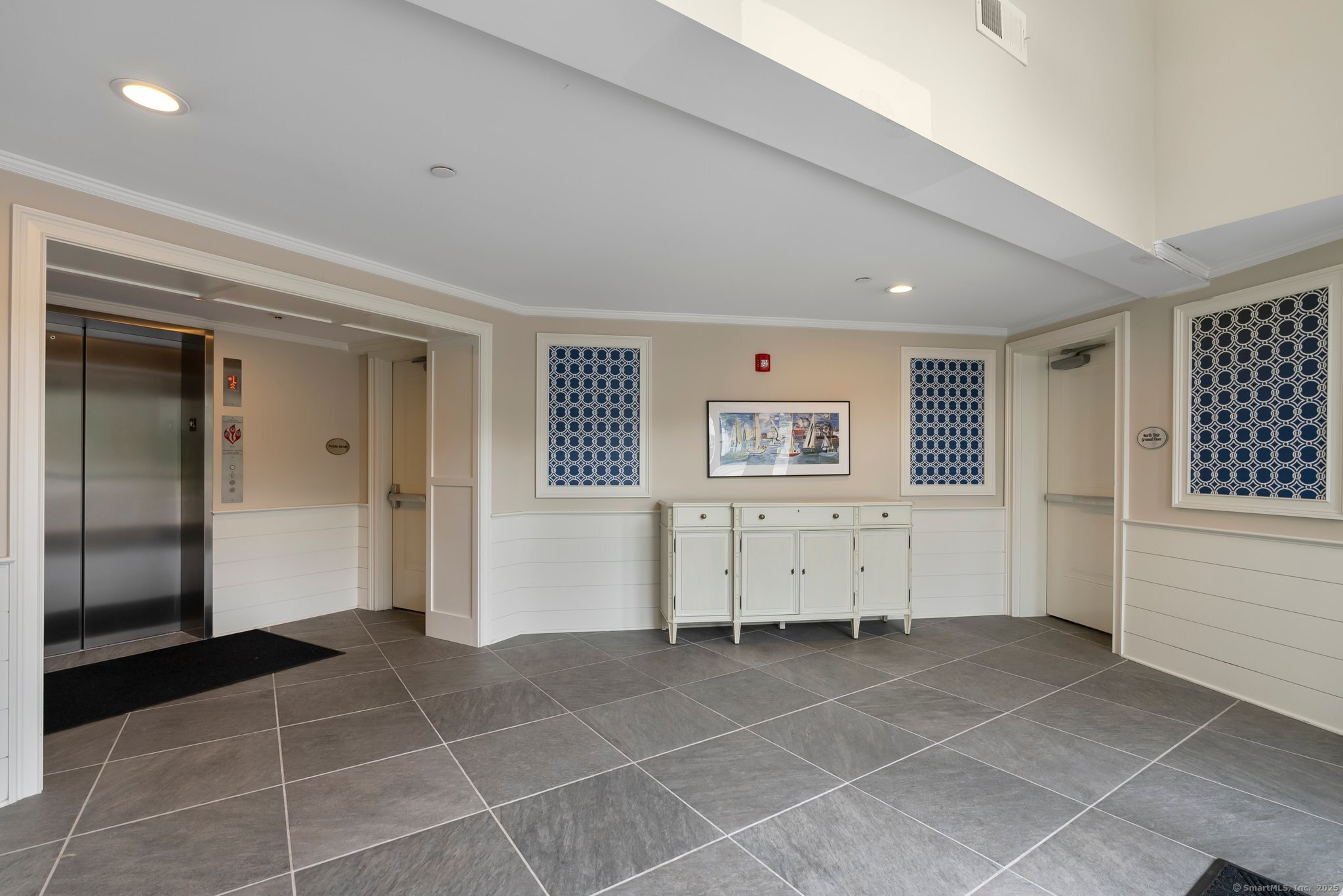 788 Farmington Avenue APT 202