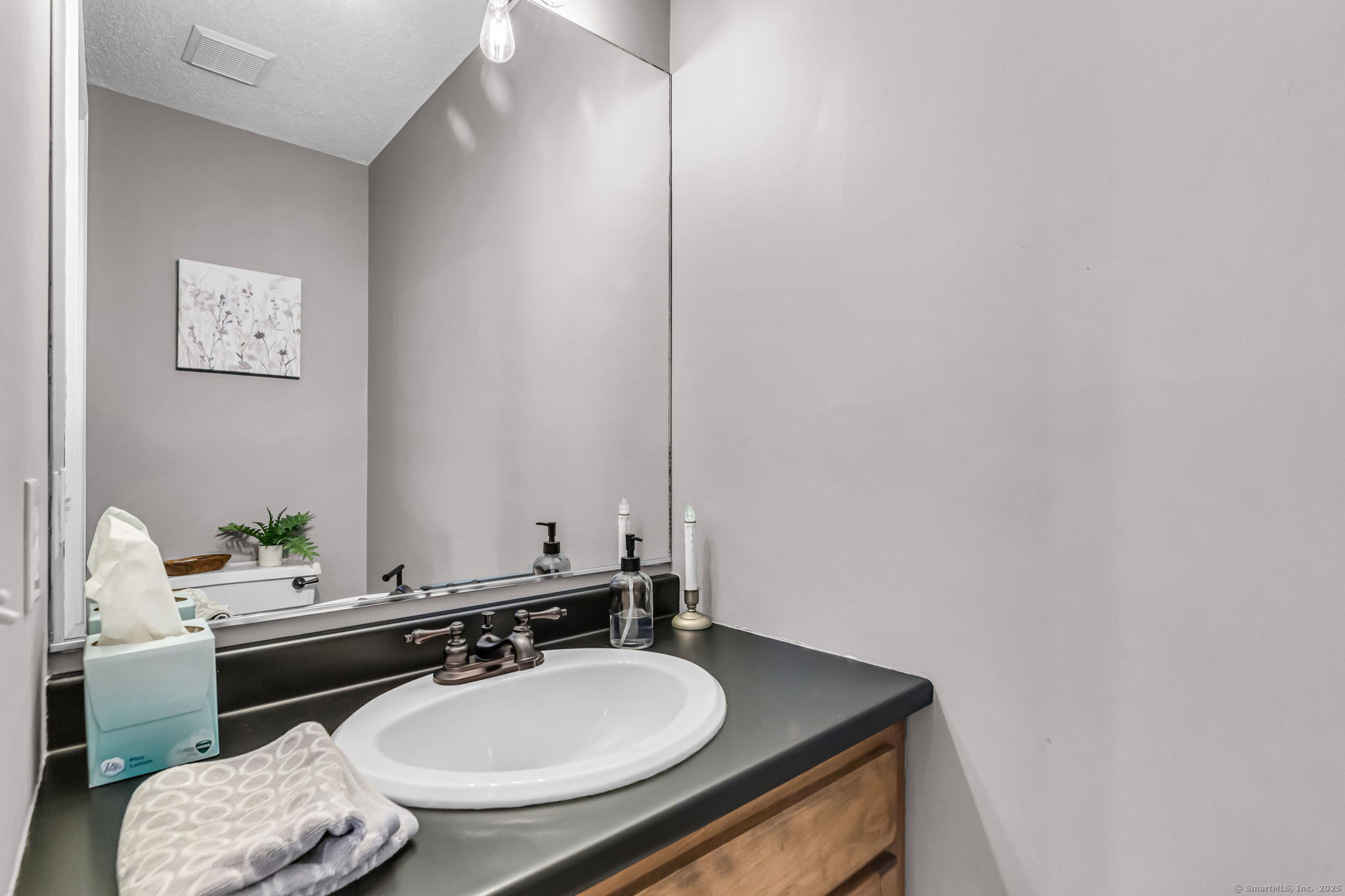 113 Candlewood Drive, Enfield, Connecticut image 8
