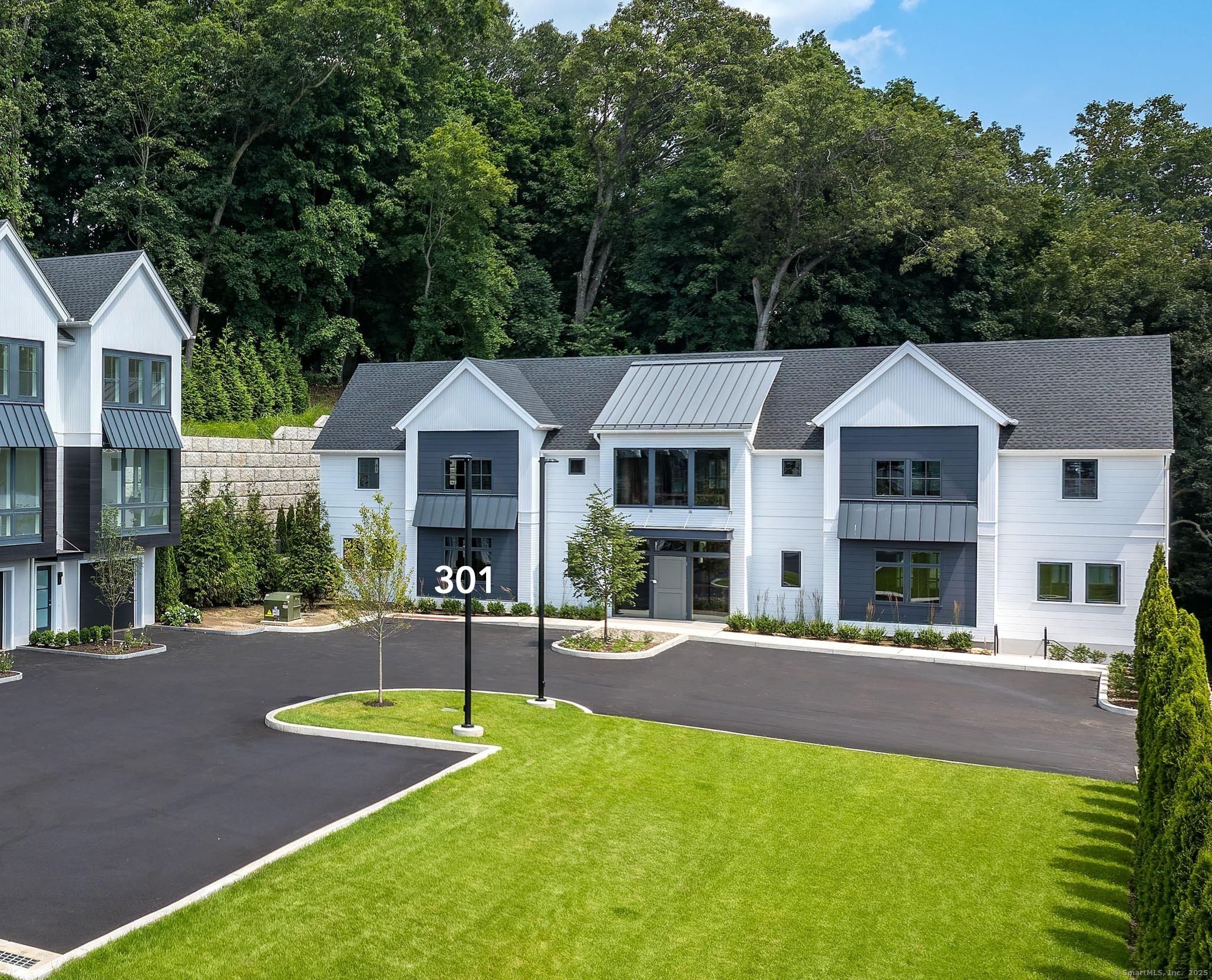 785 Post Road East 301