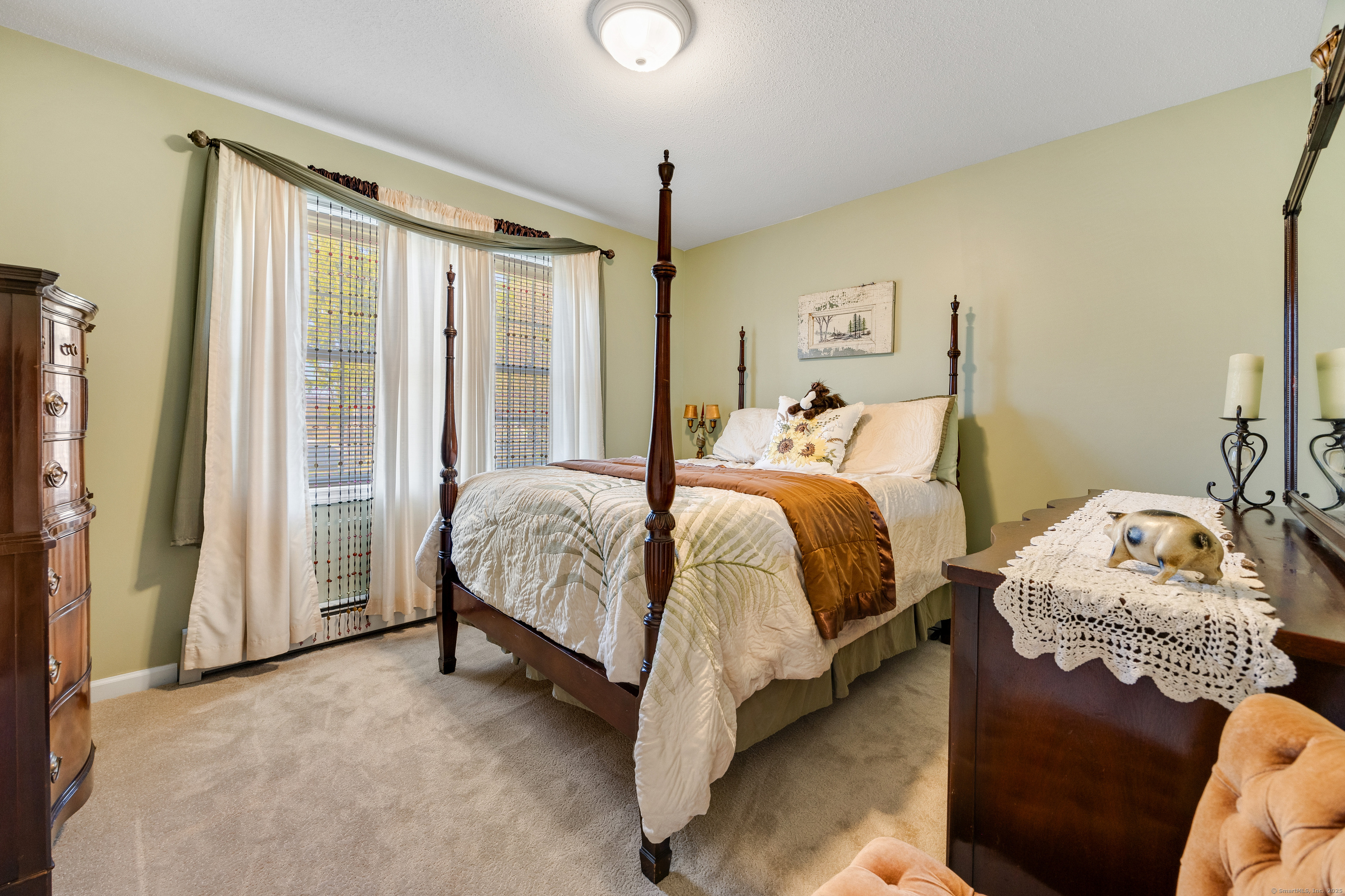 585 Pleasant Street, Southington, Connecticut image 24