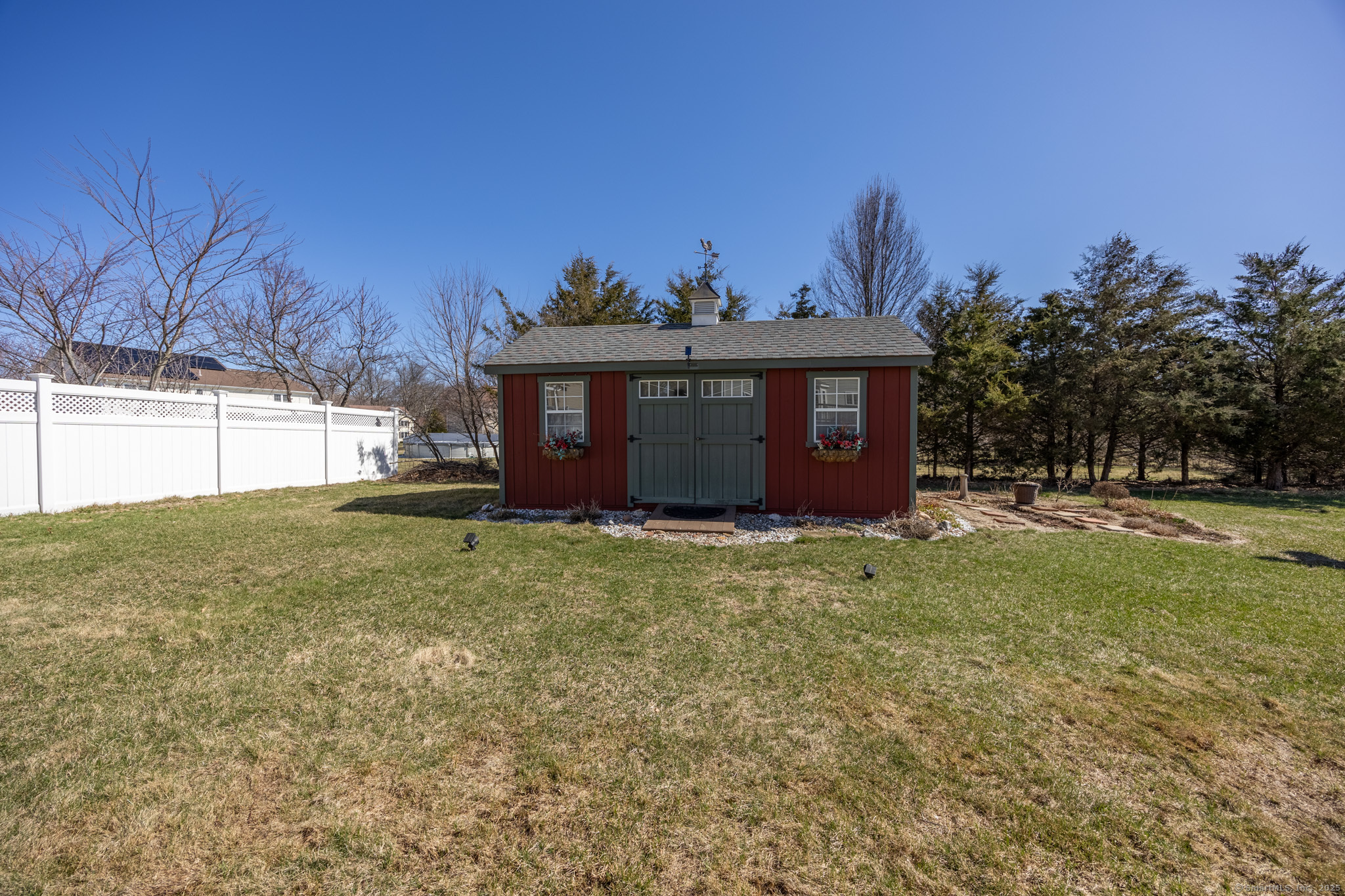 585 Pleasant Street, Southington, Connecticut image 34
