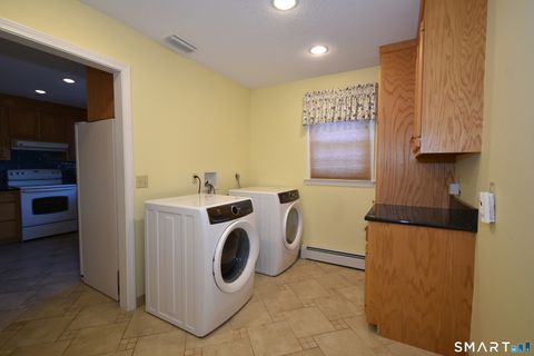 Tiny photo for 168 Lisa Lane, Middletown, CT 06457 (MLS # 24146171)