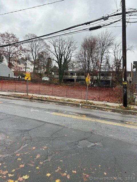 Vacant Land For Sale - 166 Hollow Tree Ridge Road<br/> Darien, CT 06820