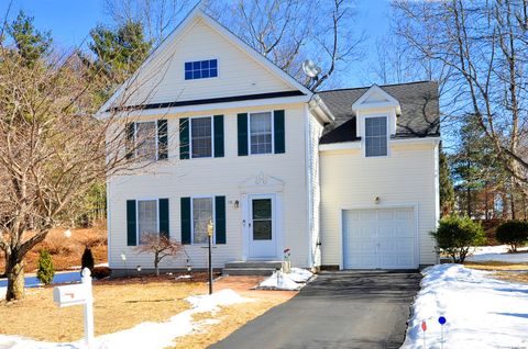 Photo of 16 Fox Hollow #16, Avon, CT 06001 (MLS # 24078372)