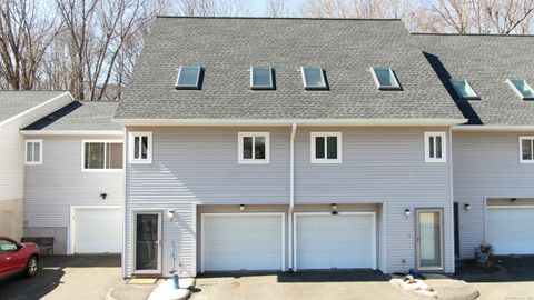 3 Chelsea Lane Unit 3, East Granby, CT 06026 - #: 24078098