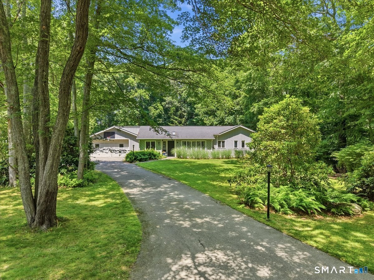15 Mitchell Drive