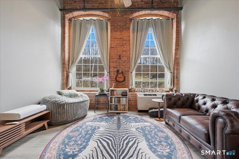 Photo of 150 Yantic Street #213, Norwich, CT 06360 (MLS # 24163528)