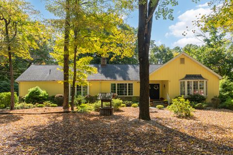 288 Jefferson Drive Guilford CT 06437