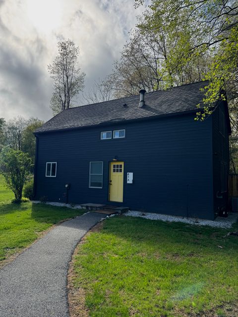 MLS: 24085627