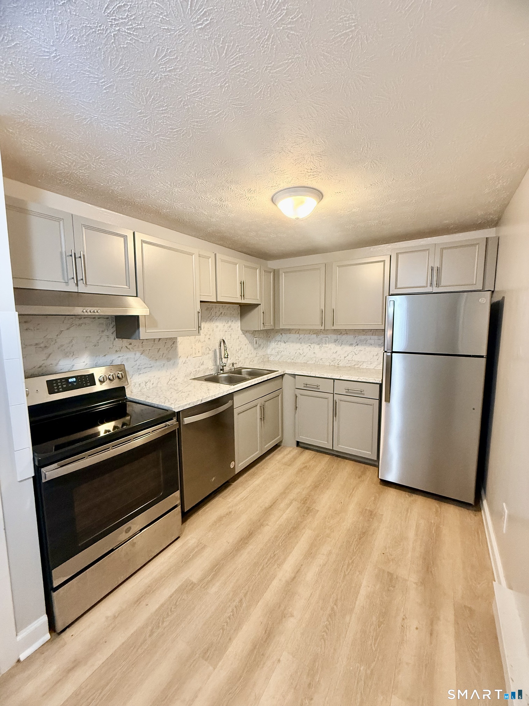 801 Pleasant Valley Condo Road 801