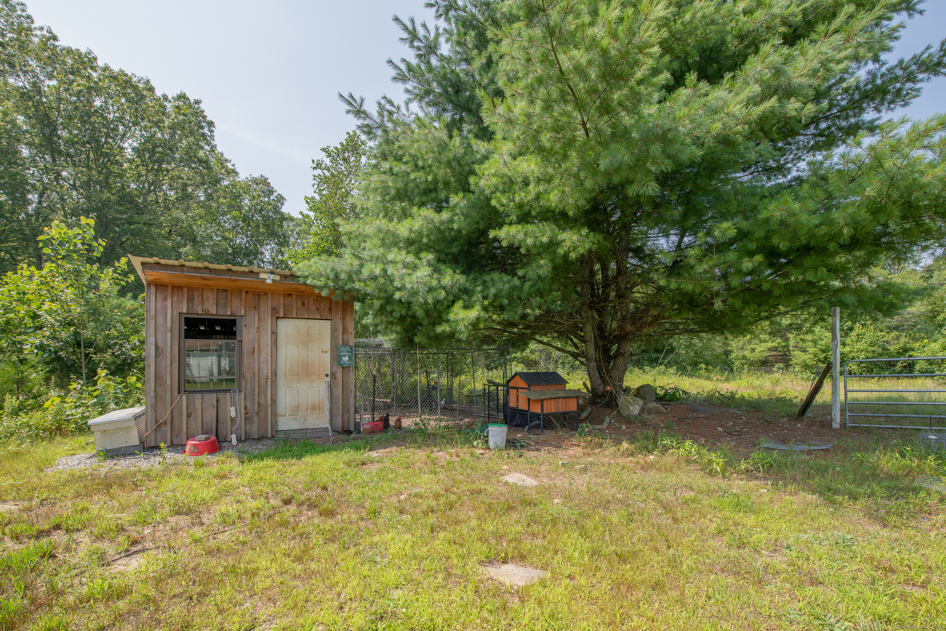719 Ekonk Hill Road