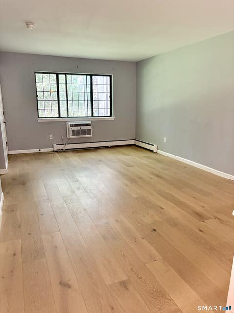 Tiny photo for 559 Swanson Crescent #559, Milford, CT 06461 (MLS # 24192438)