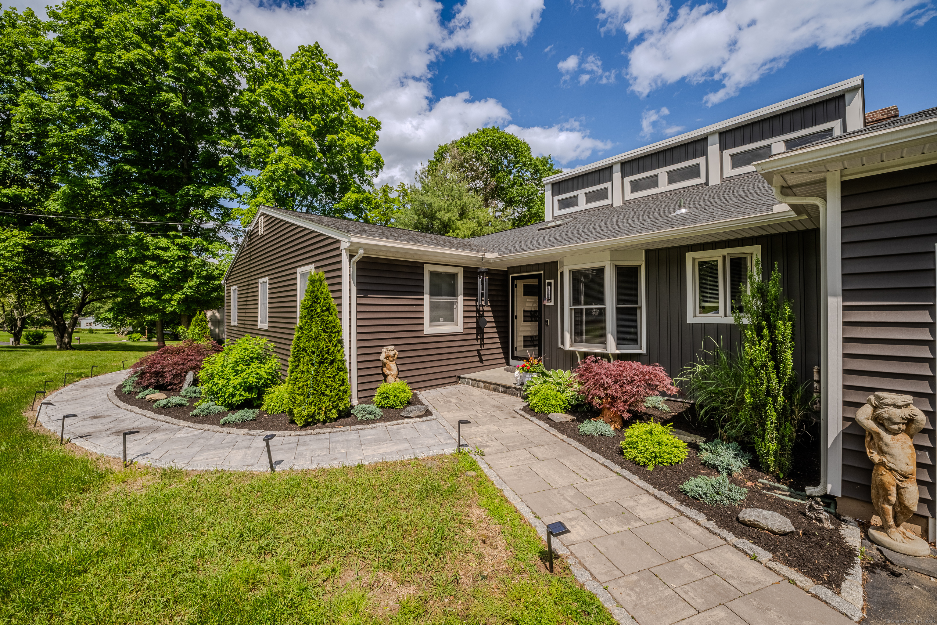 620 South Greenbrier Drive