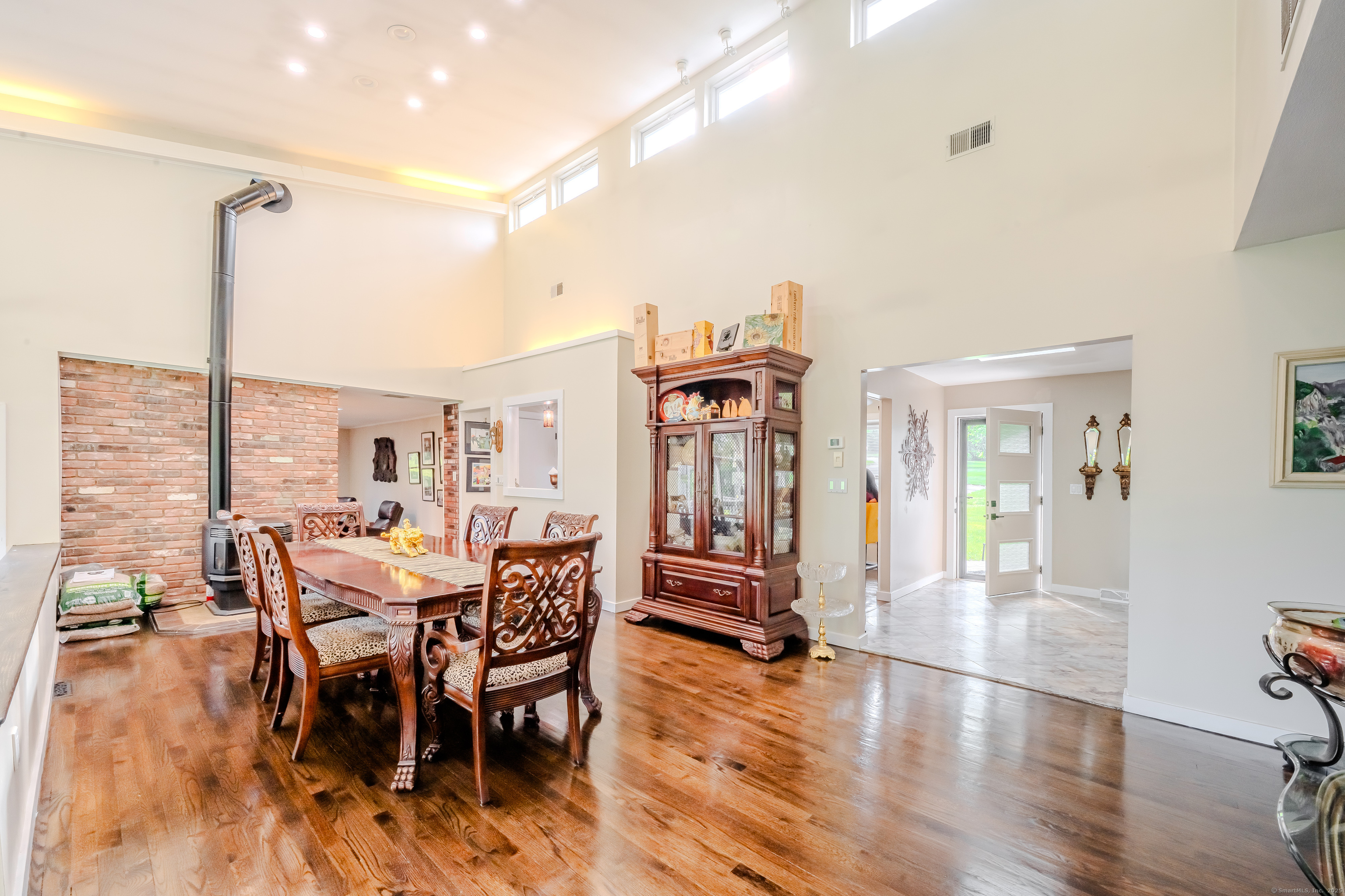 620 S Greenbrier Drive, Orange, Connecticut image 19