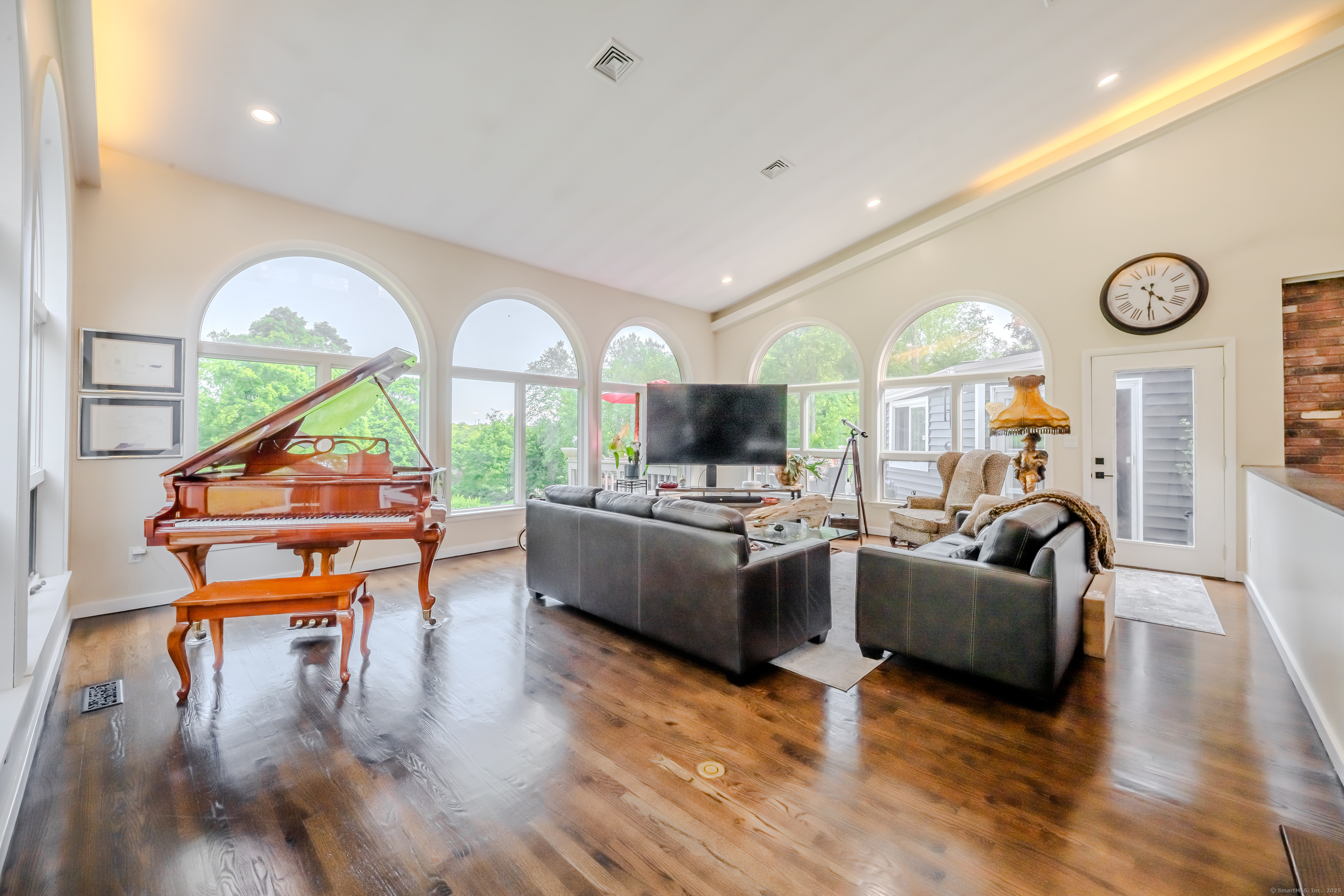 620 S Greenbrier Drive, Orange, Connecticut image 20