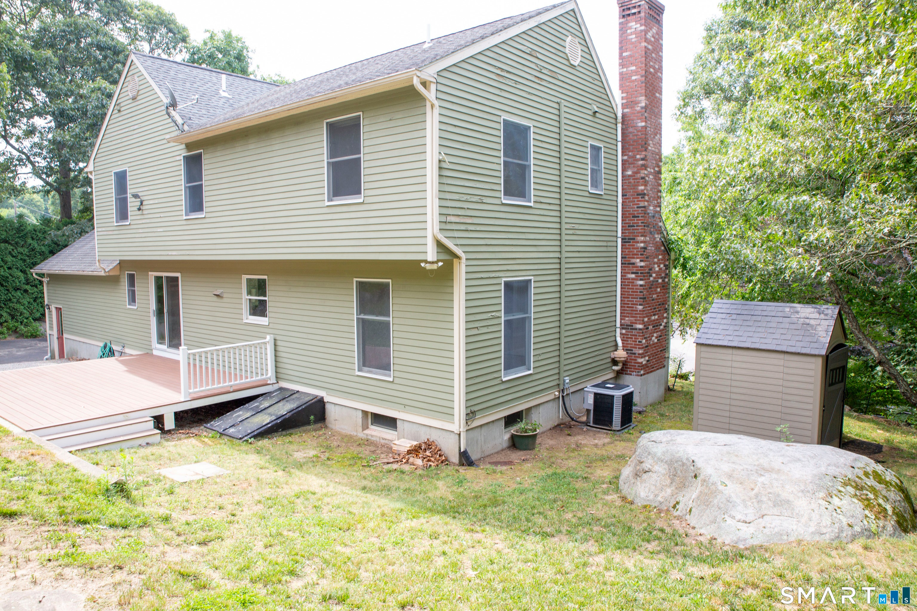 8 Holly Street