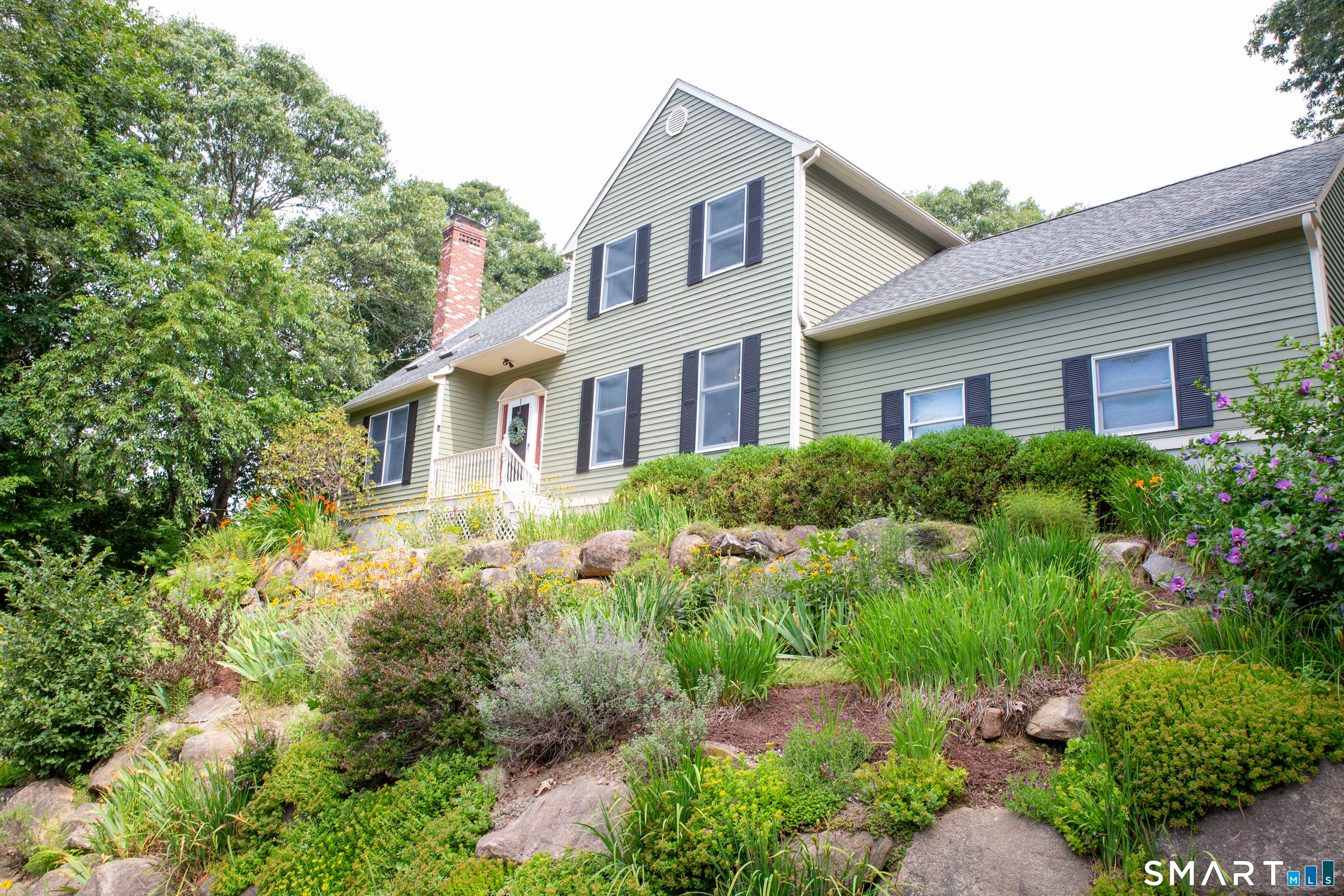 8 Holly Street