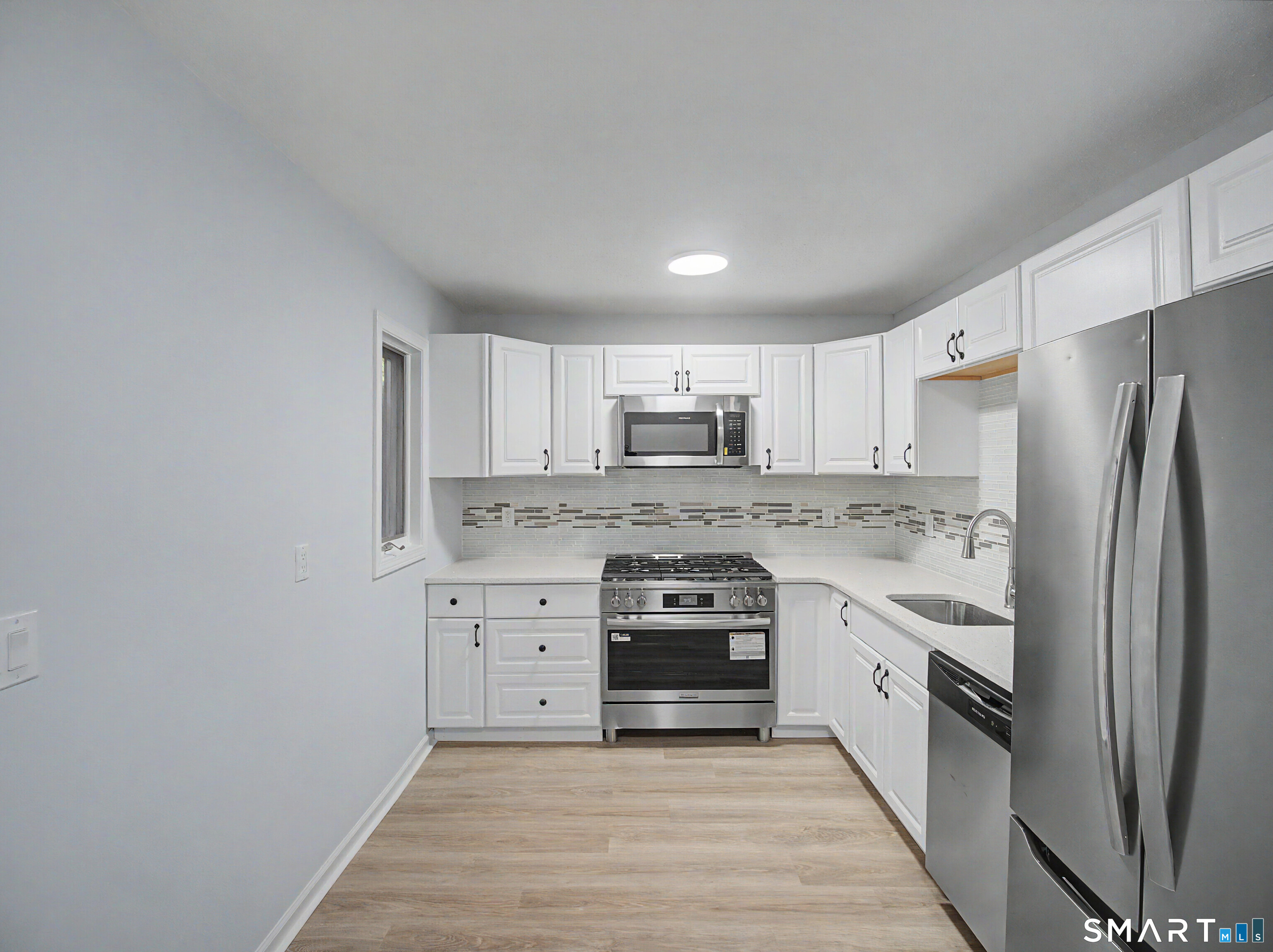 204 New Haven Avenue 8H