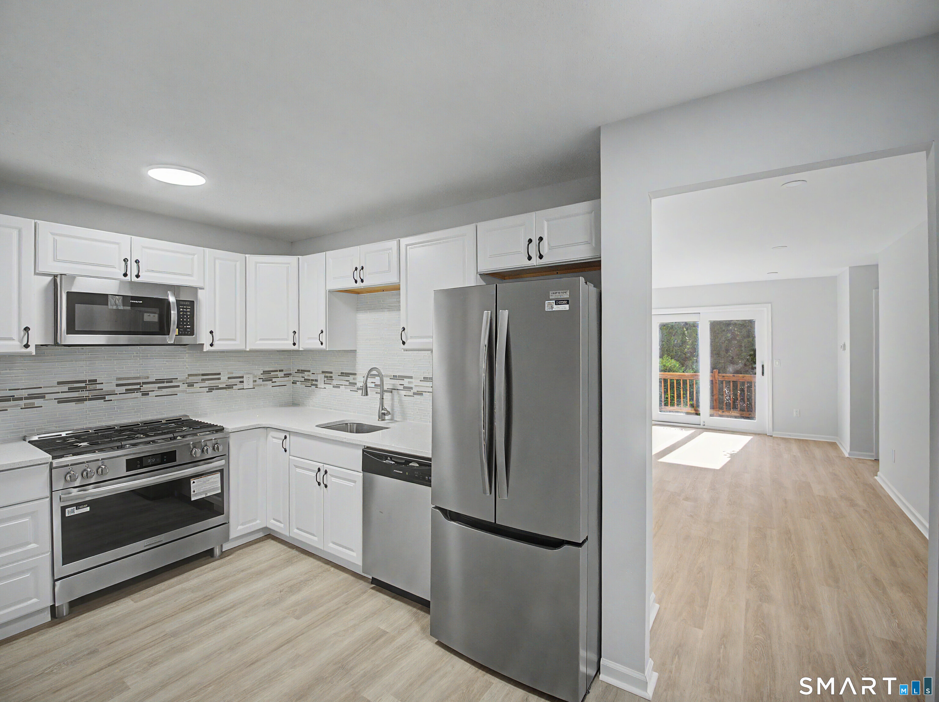 204 New Haven Avenue 8H