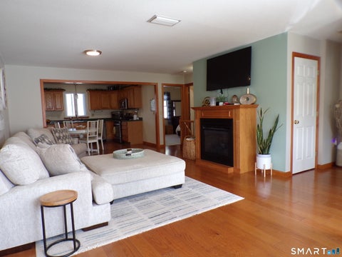Tiny photo for 8 Pheasant Hill Drive Drive, Enfield, CT 06082 (MLS # 24172135)