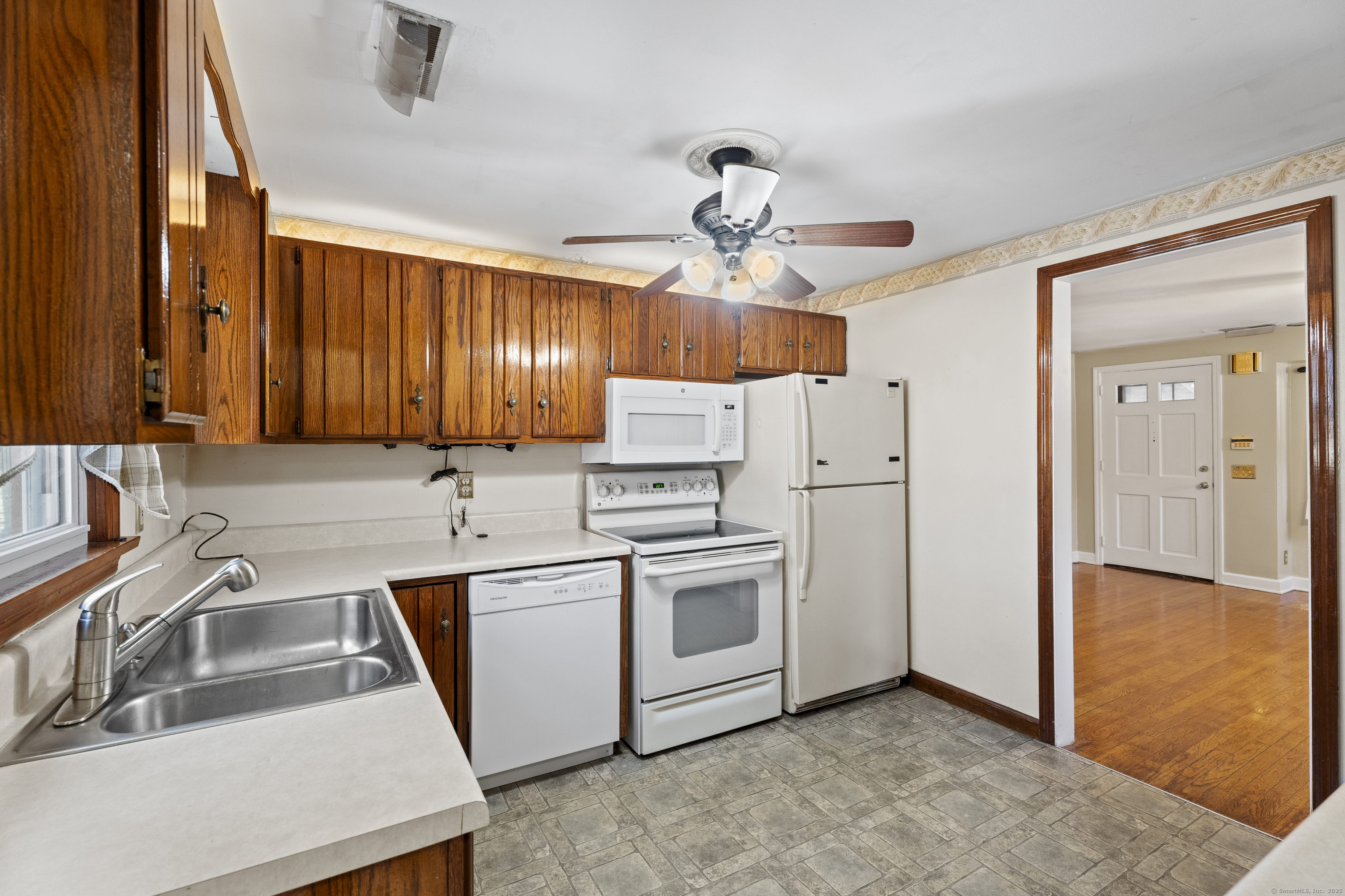 23 Maple Road, Waterford, Connecticut image 26