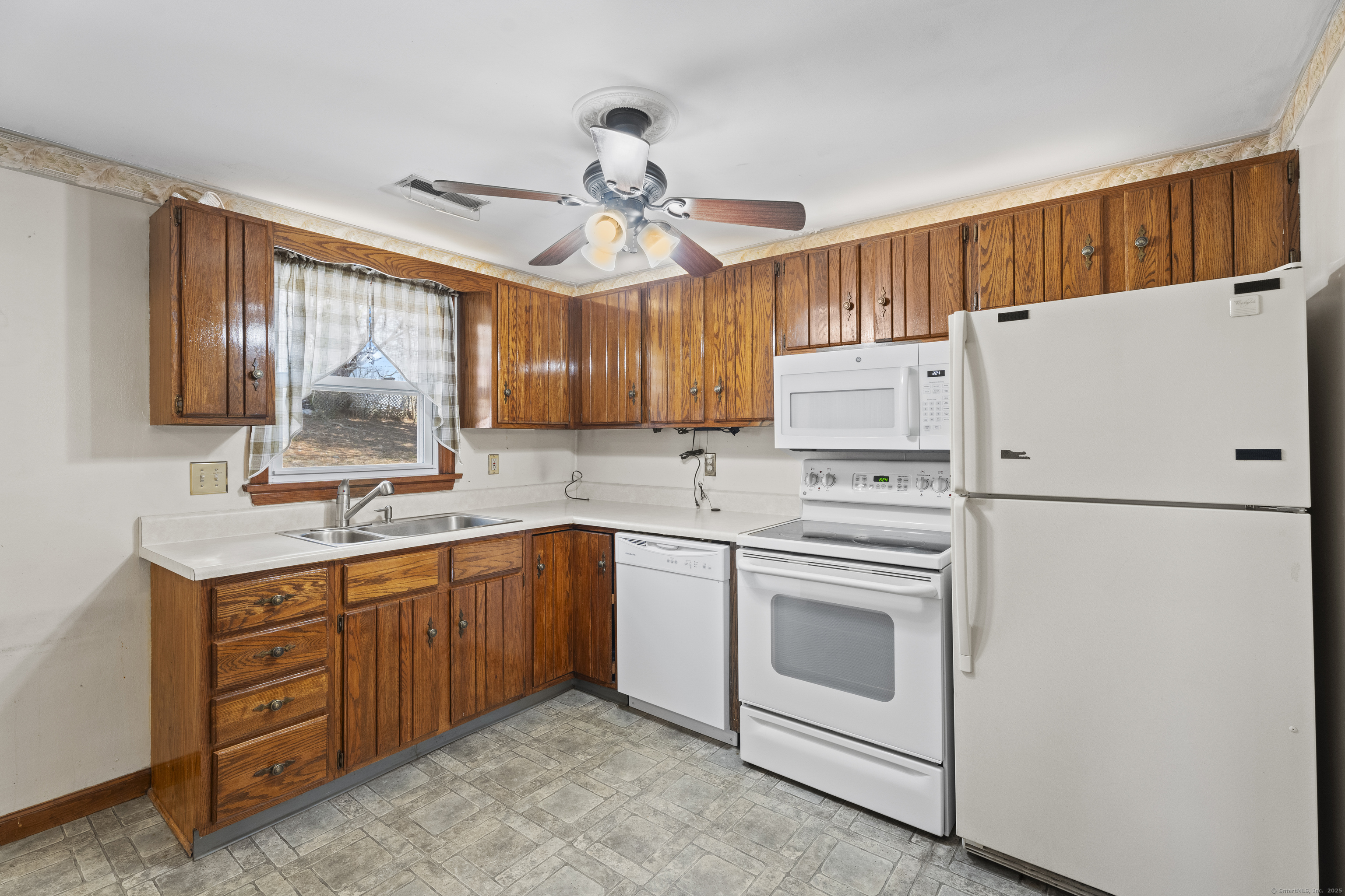23 Maple Road, Waterford, Connecticut image 28