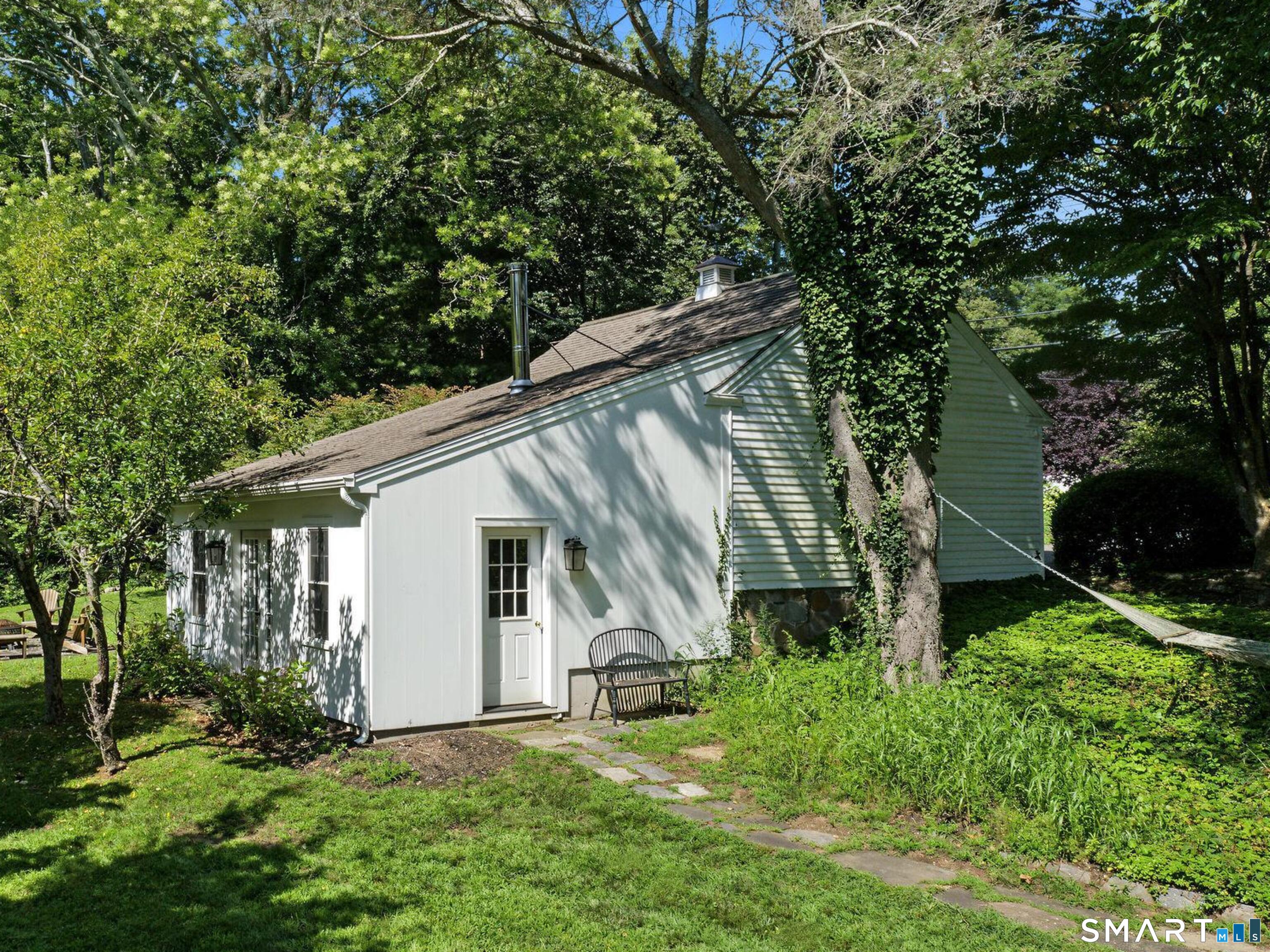 25 River Road
