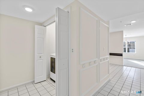 Tiny photo for 75 Washington Avenue #5-104, Hamden, CT 06518 (MLS # 24145112)