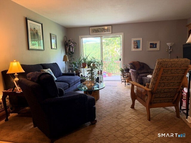 245 Cherry Avenue O21