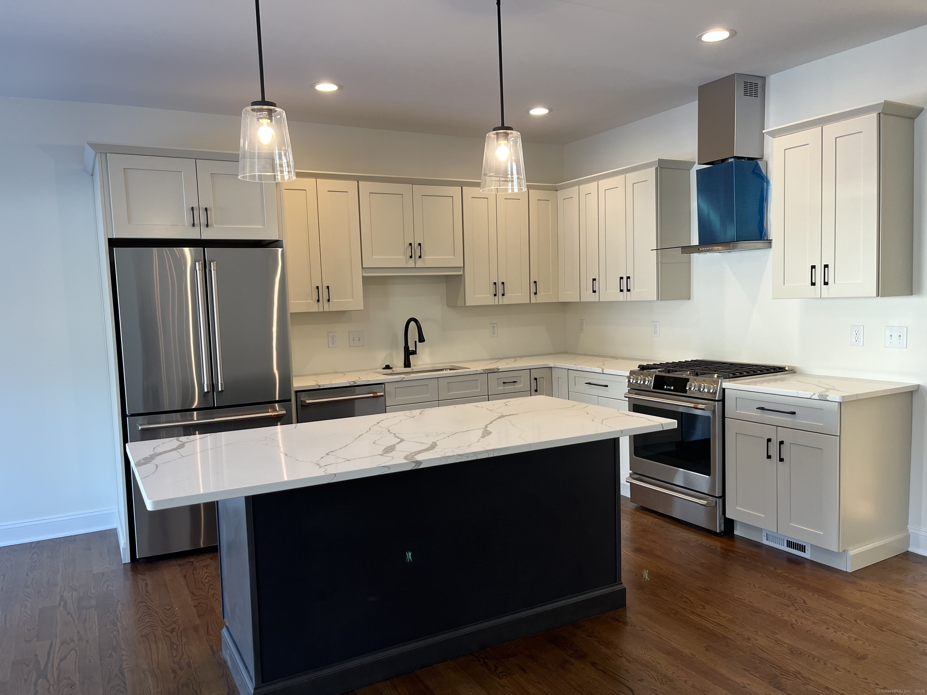 23 Chatsworth Court, Manchester, Connecticut image 7