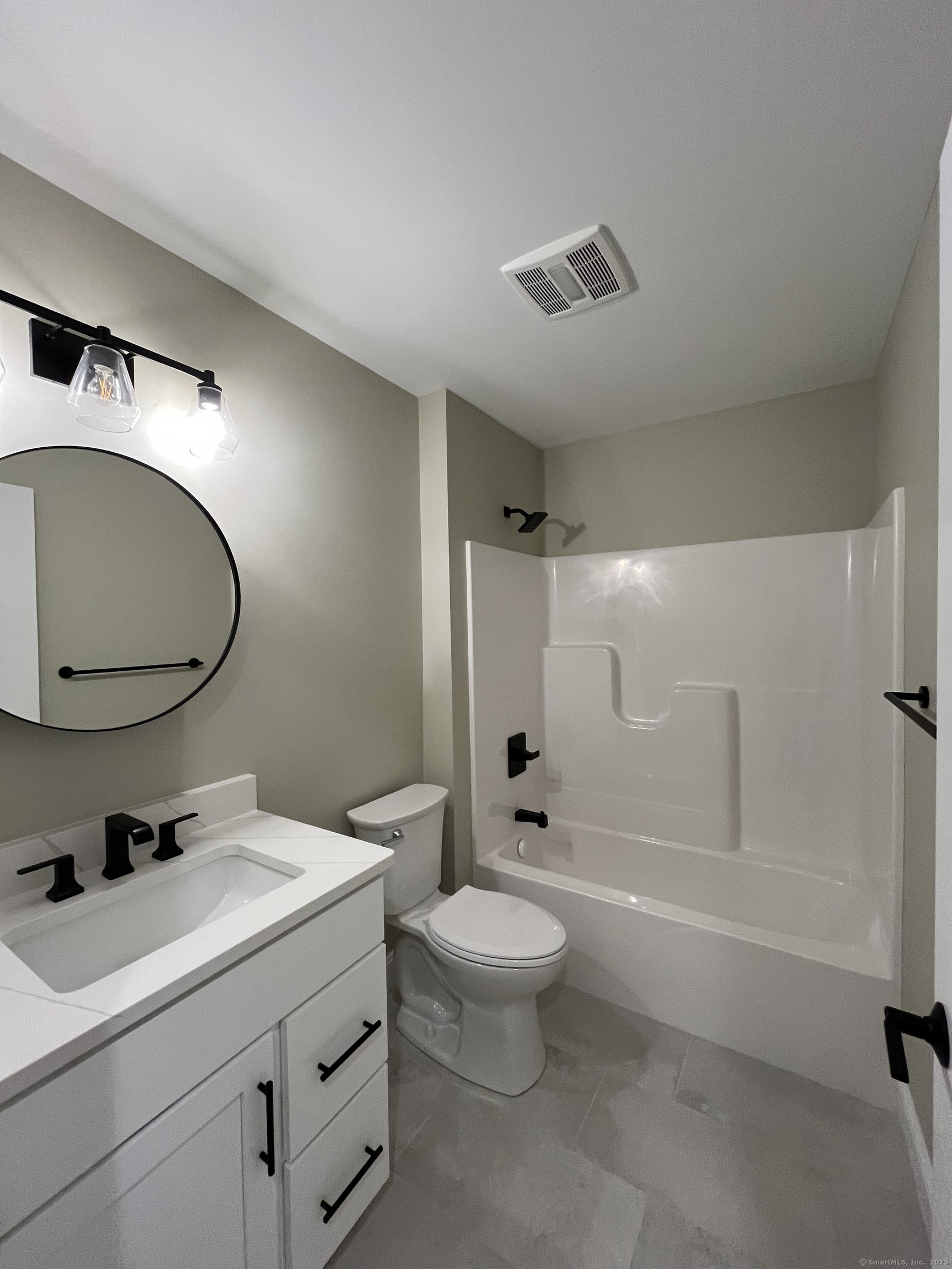 23 Chatsworth Court, Manchester, Connecticut image 28