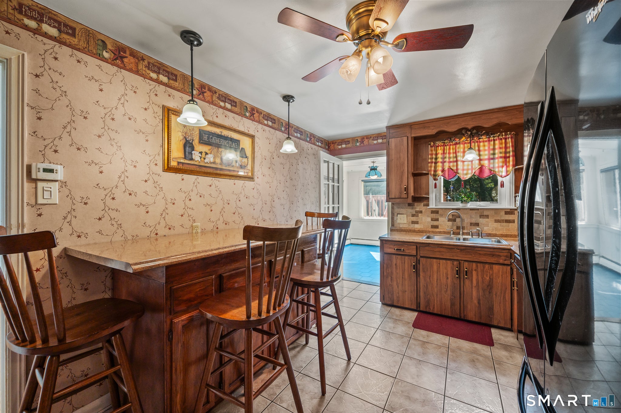 1079 Hopmeadow Street