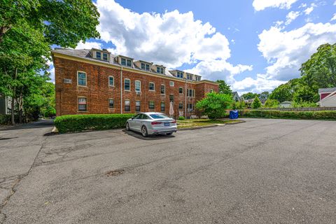 Tiny photo for 148 Everit Street #APT F, New Haven, CT 06511 (MLS # 24148251)