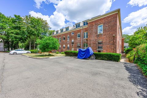 Tiny photo for 148 Everit Street #APT F, New Haven, CT 06511 (MLS # 24148251)
