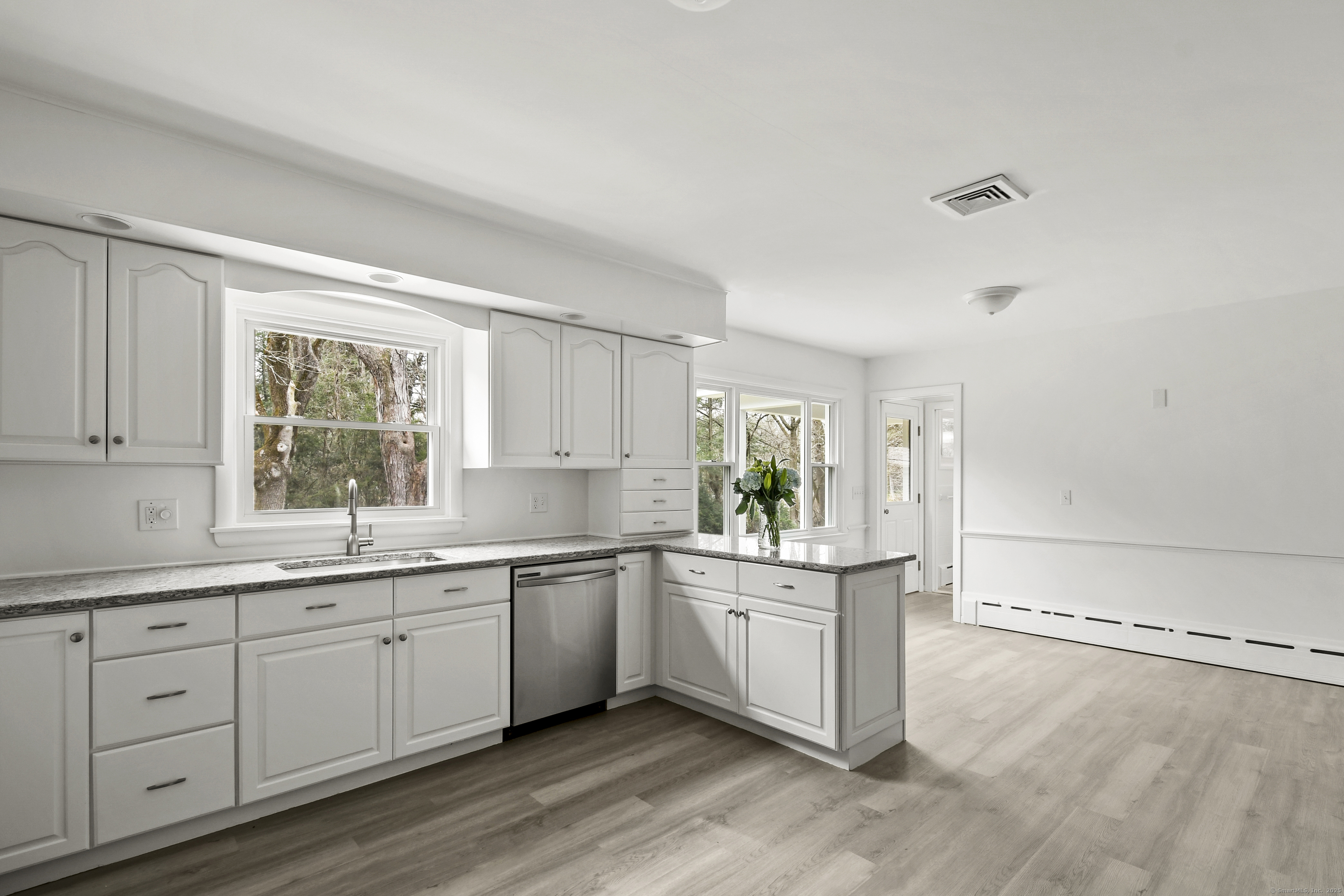 25 Delahunty Drive, Southington, Connecticut image 16