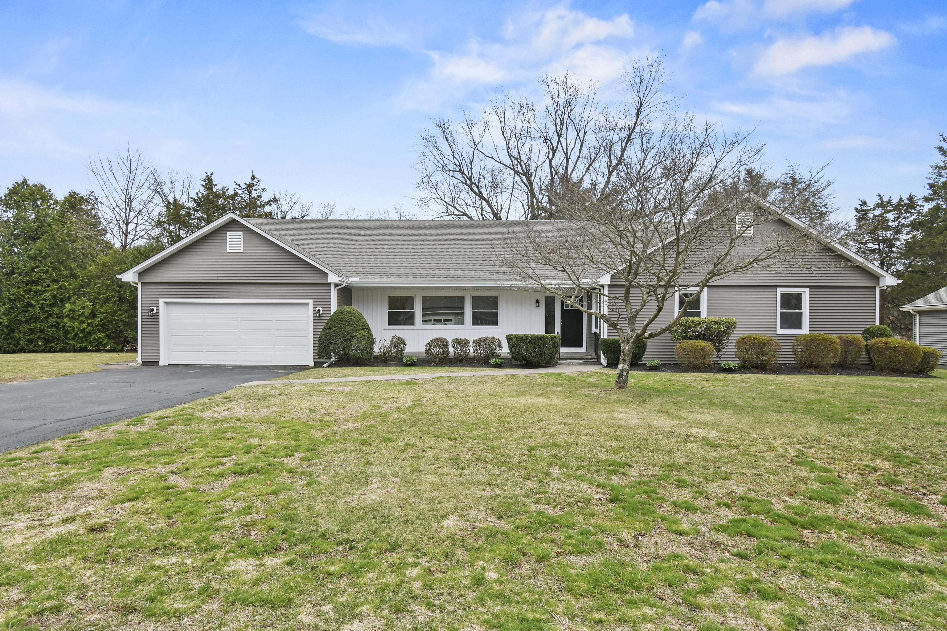 25 Delahunty Drive, Southington, Connecticut image 1