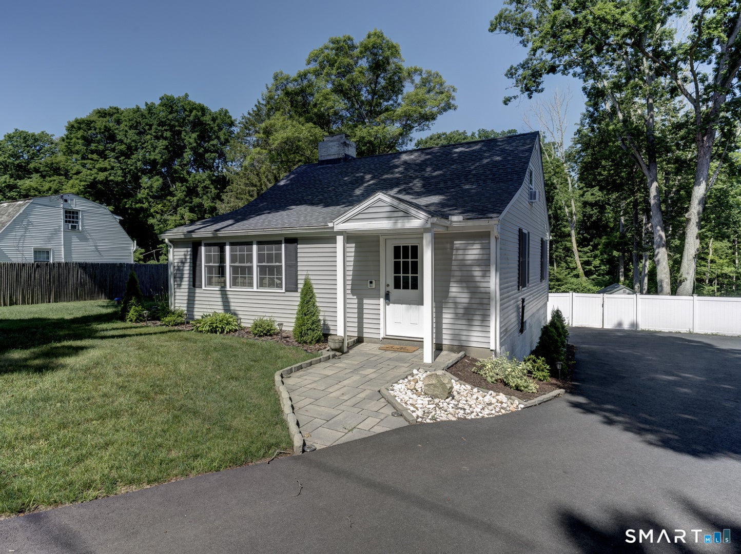 52 Whitney Road