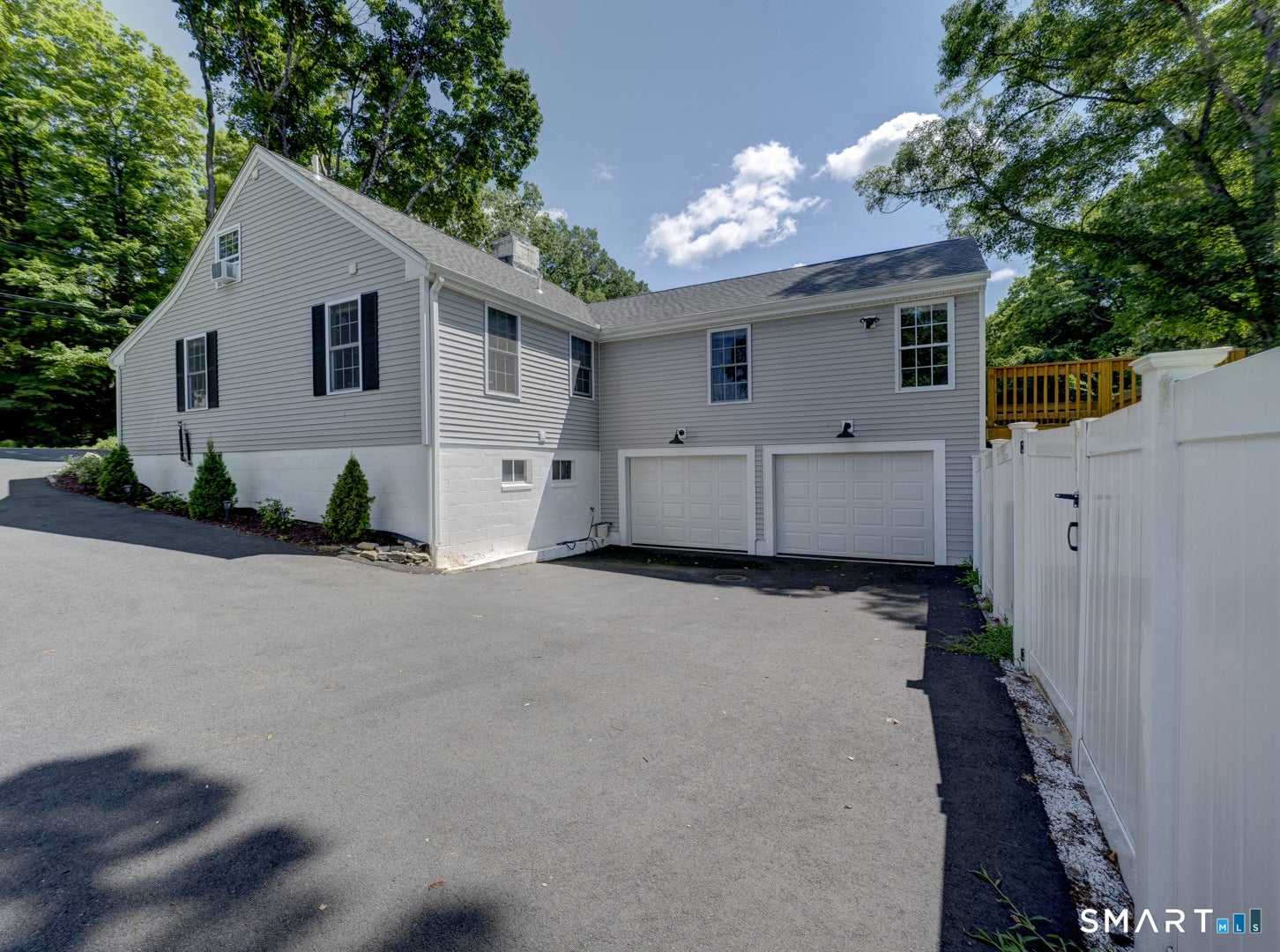 52 Whitney Road
