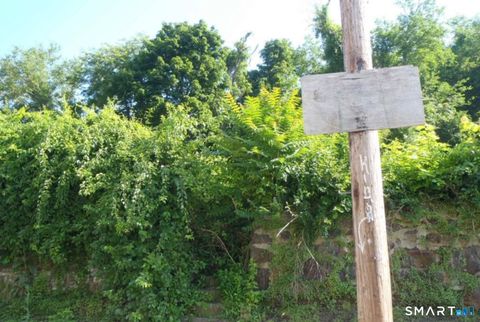 88 School Street Norwich CT 06360