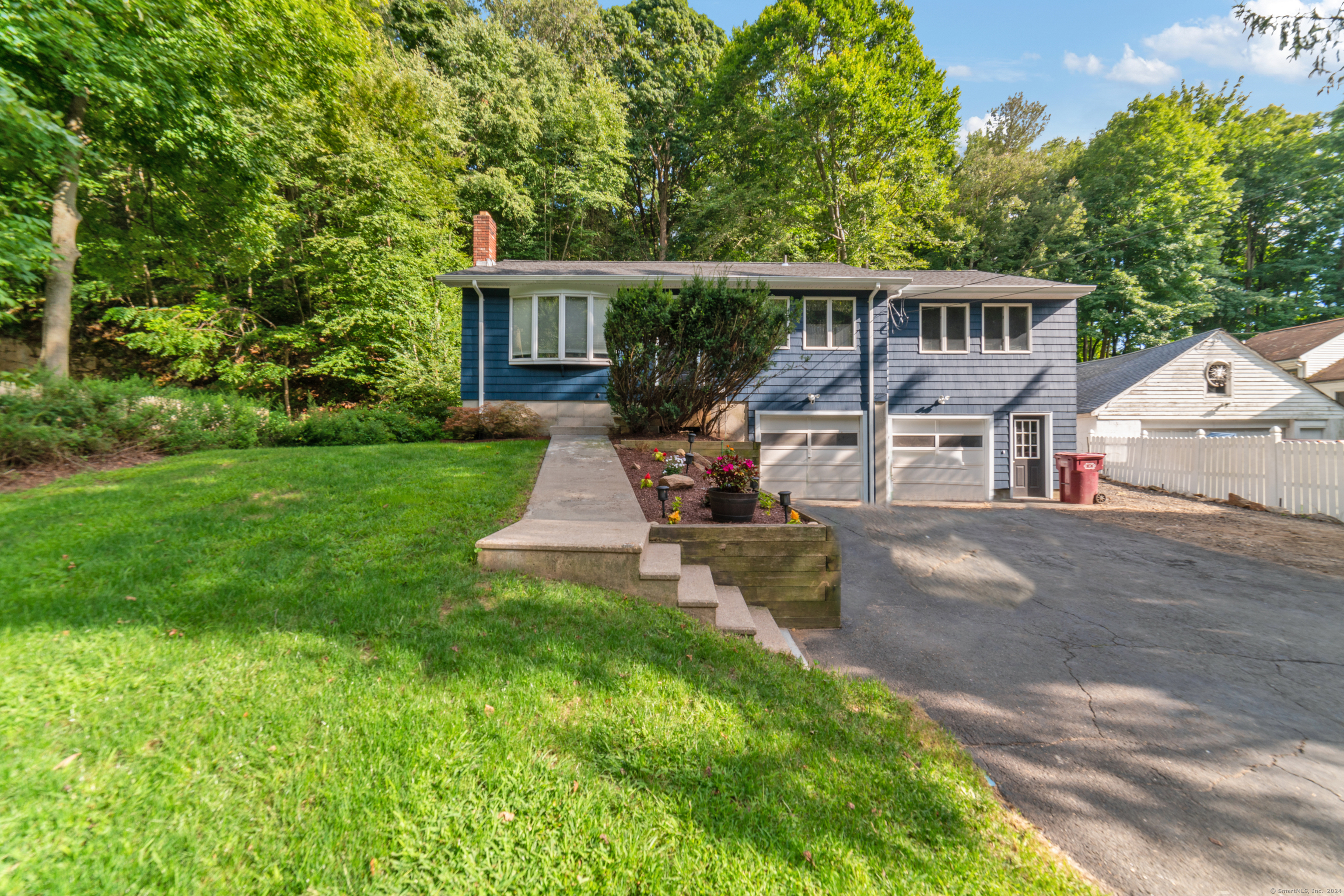 View Naugatuck, CT 06770 house