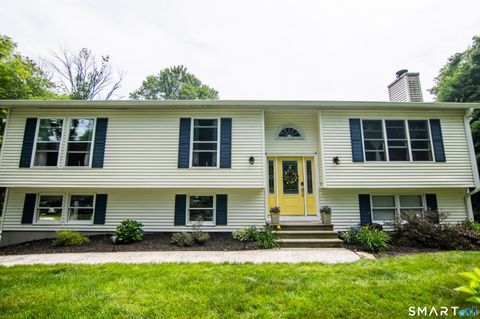 Photo of 25 Woodward Road, Brooklyn, CT 06234 (MLS # 24185177)