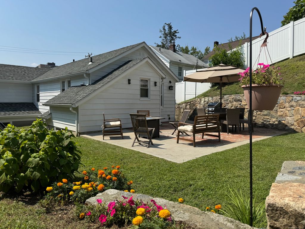 Photo of 29 Quintard Terrace, Stamford, CT 06902 (MLS # 24123097)